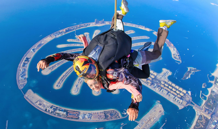 Skydive Dubai (Experience at The Palm)