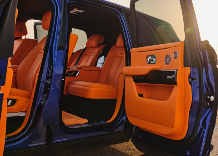 ROLLS ROYCE CULLINAN BLACK BADGE